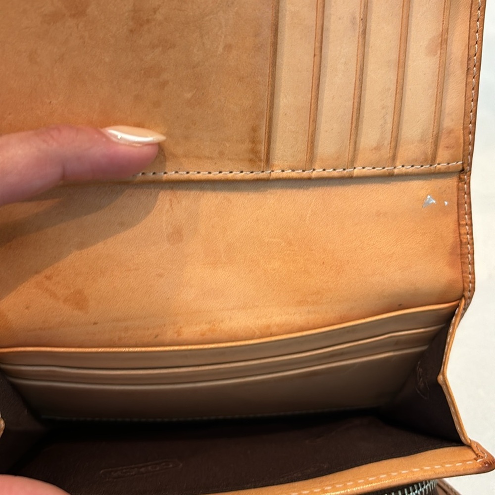 Vintage Coach Wallet - Picture 5 of 17
